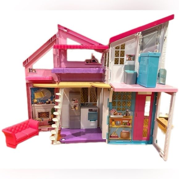 Barbie Malibu house
